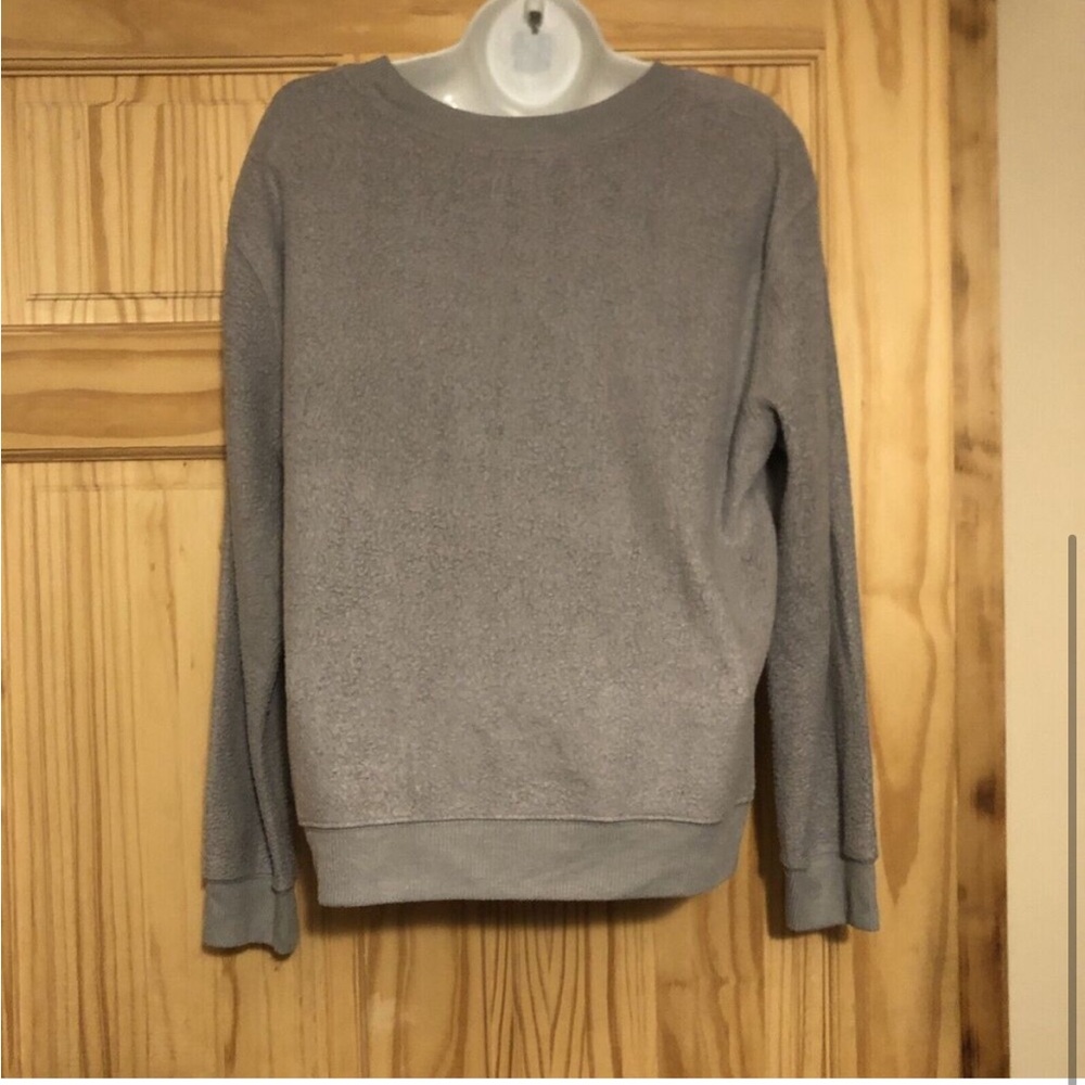 Gray sweater - Picture 2 of 4